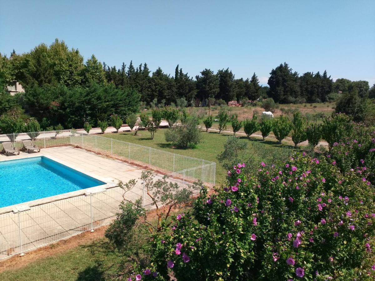 Les Du Mas Canillac Apartment Chateaurenard