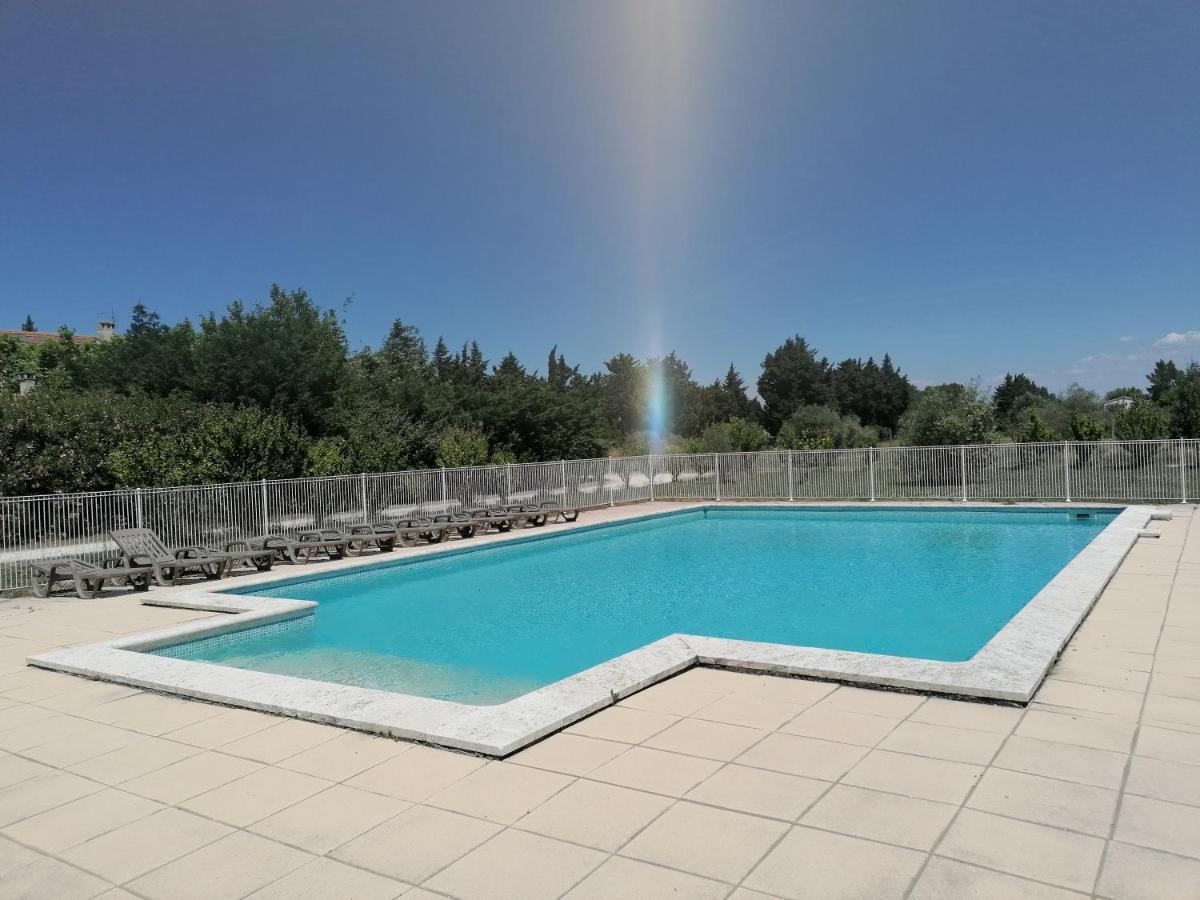 Les Du Mas Canillac Chateaurenard