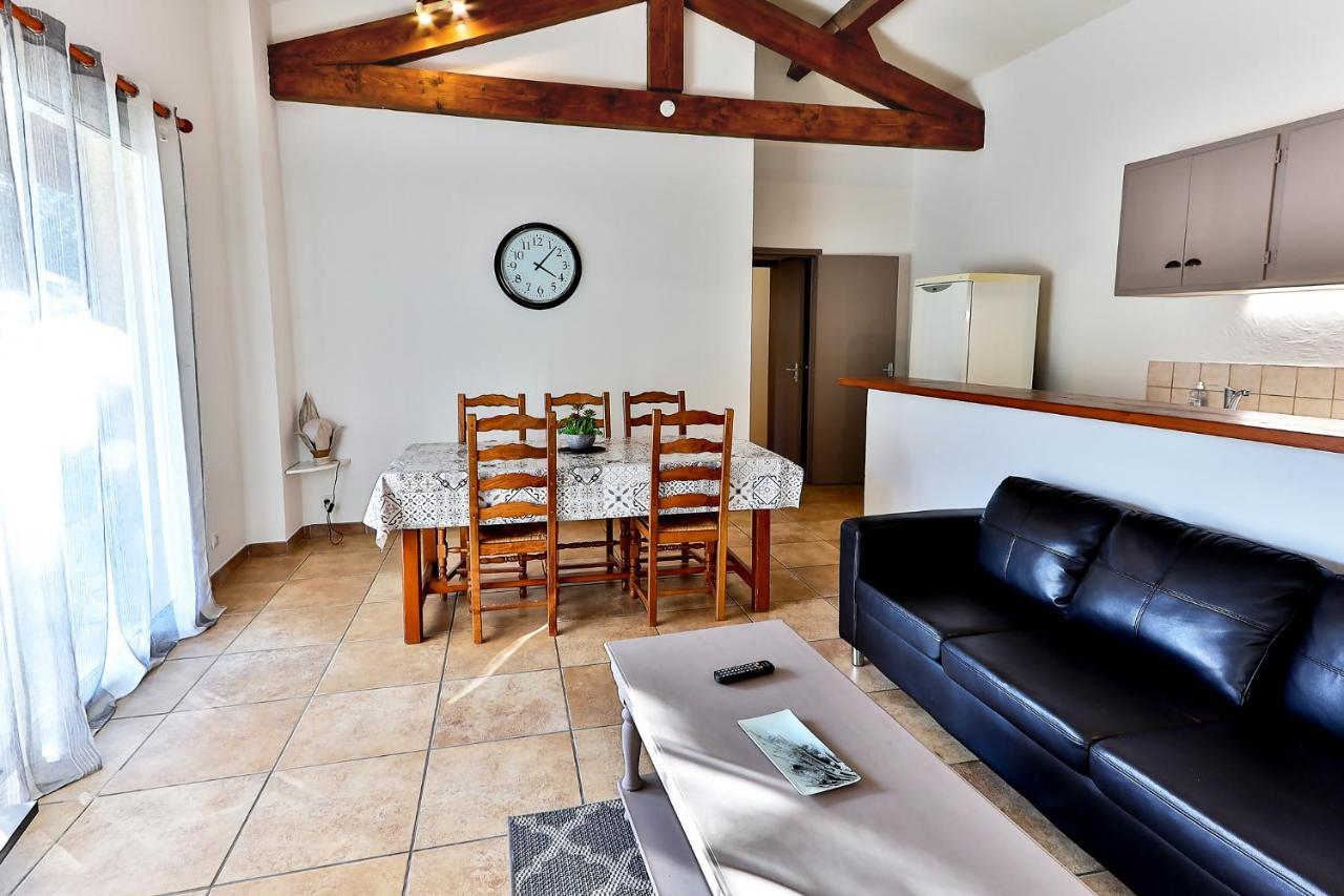 Les Du Mas Canillac Apartment