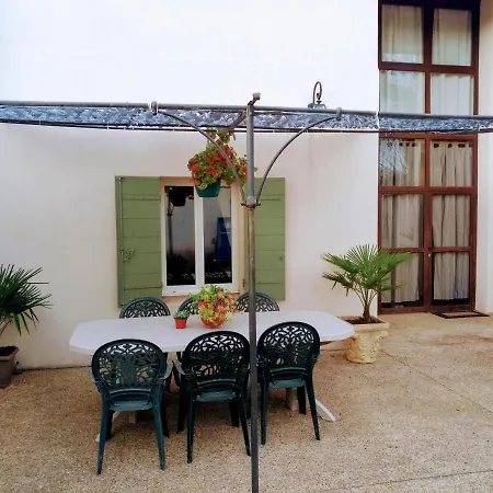 Les Gites Du Mas Canillac Chateaurenard Exterior photo