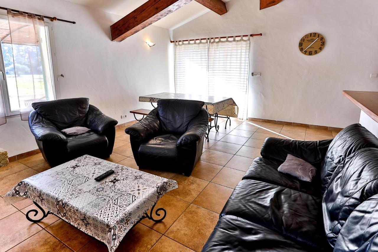 Les Du Mas Canillac Apartment